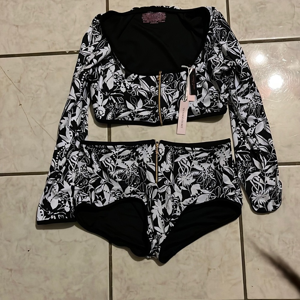 Victoria secret printed swimsuit 👙